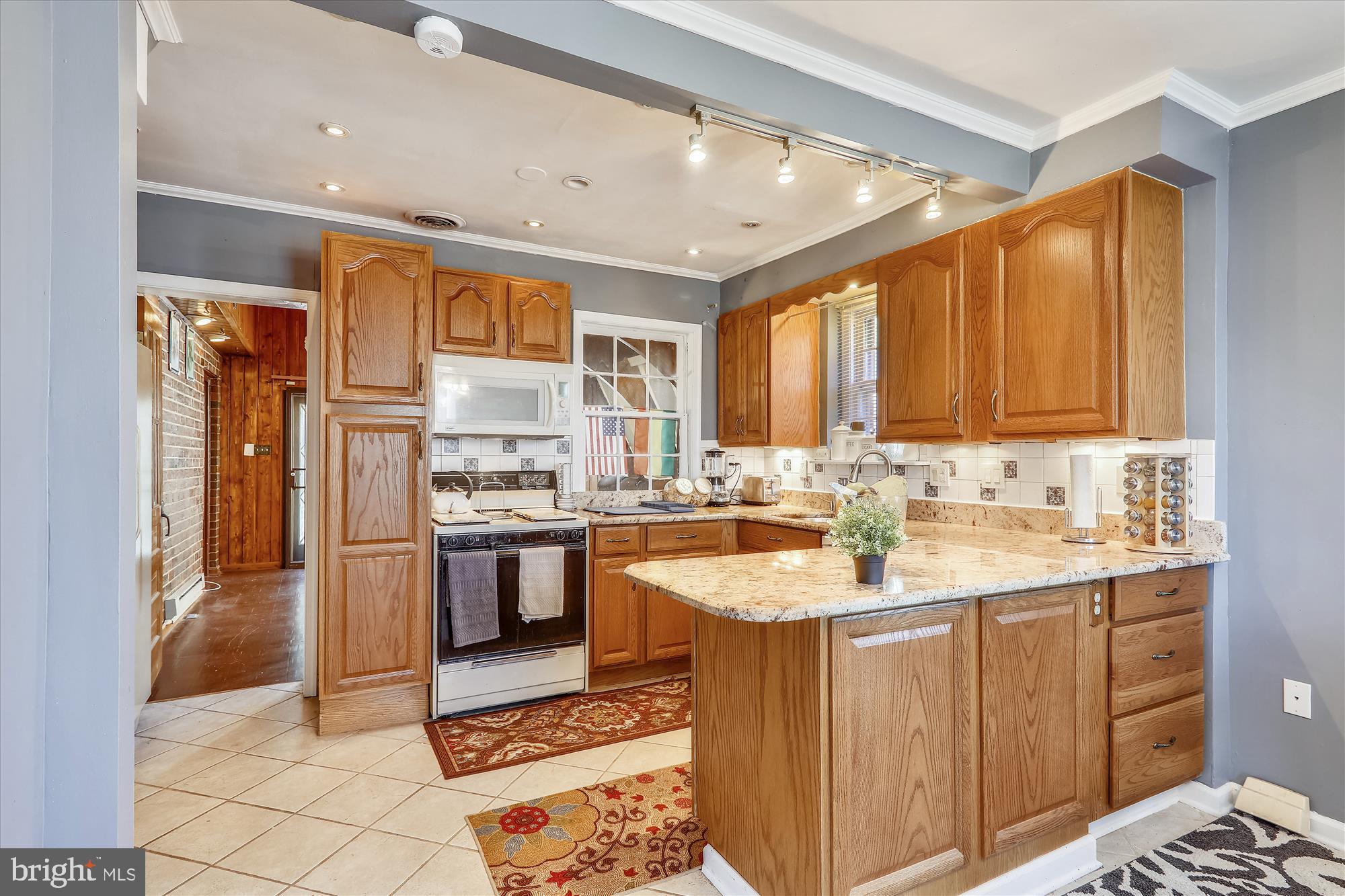 MICHIGAN PARK HILLS - Residential