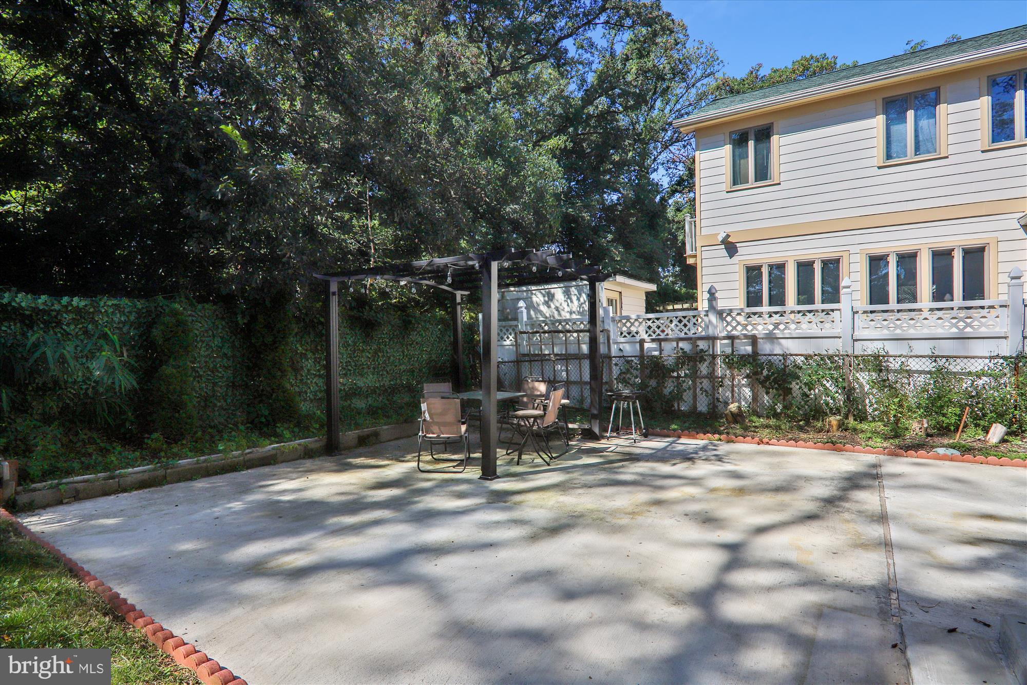 MICHIGAN PARK HILLS - Residential