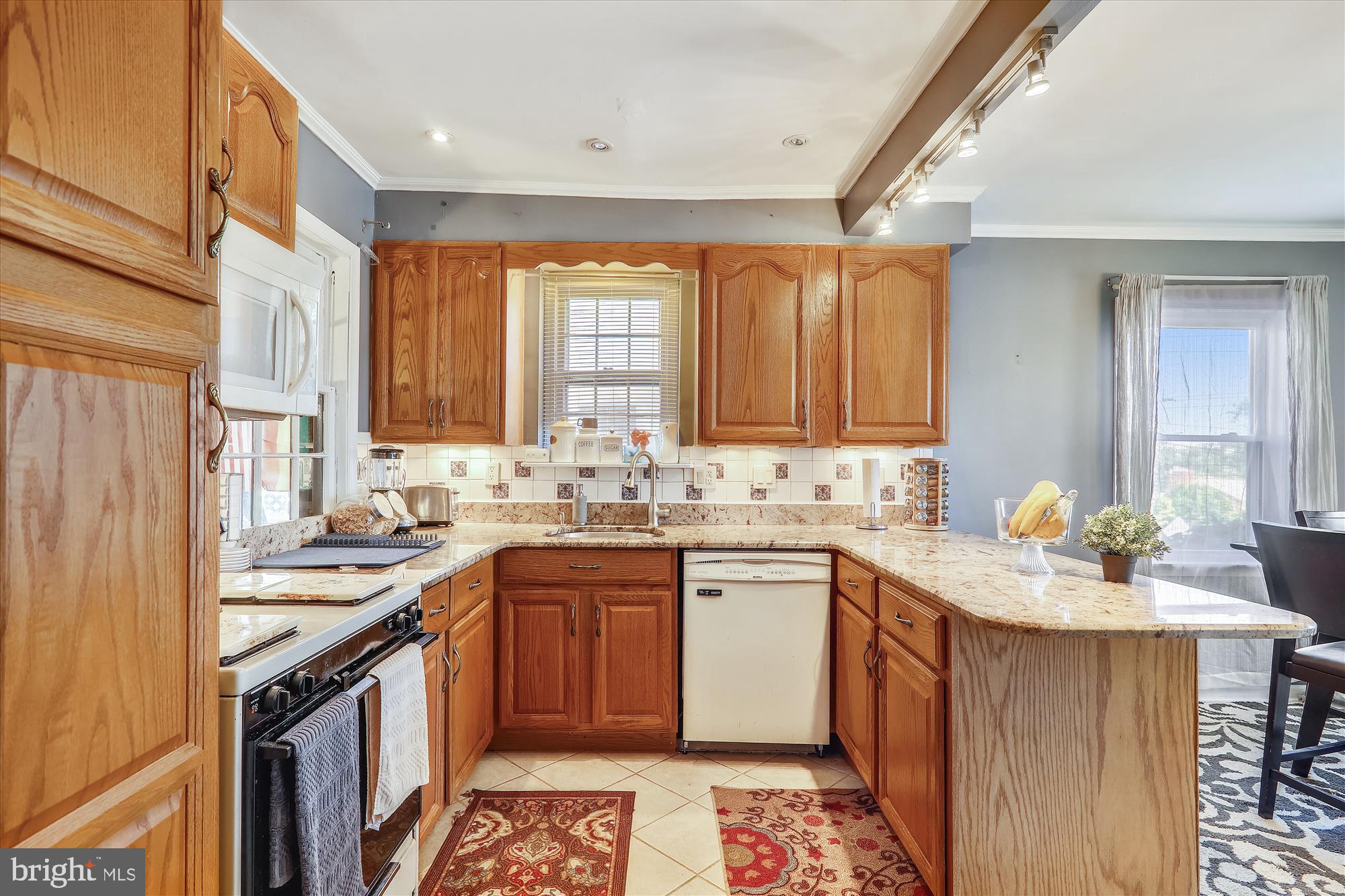 MICHIGAN PARK HILLS - Residential