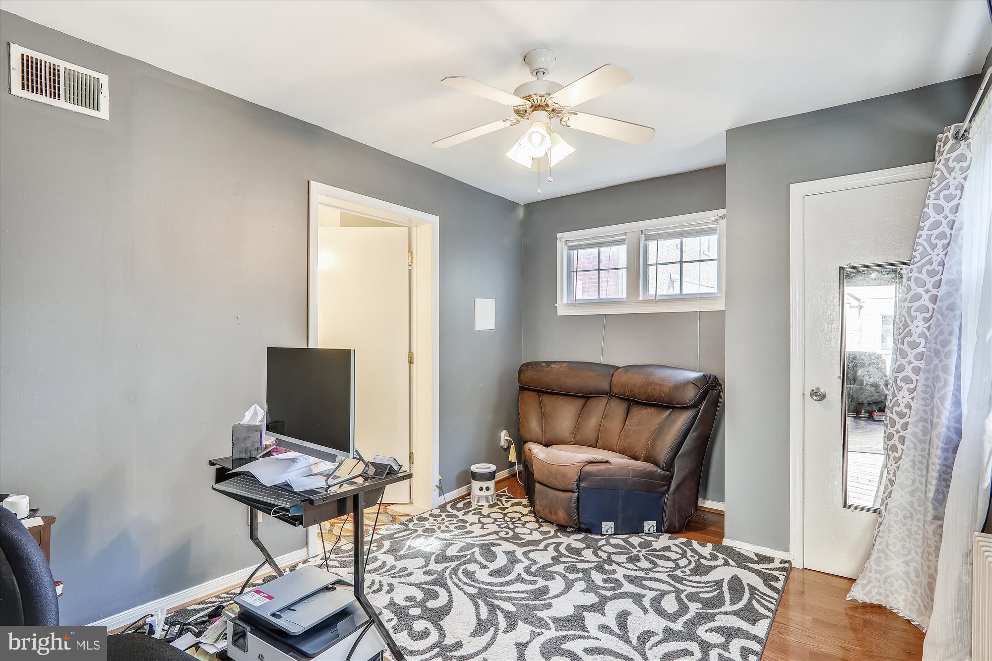 MICHIGAN PARK HILLS - Residential