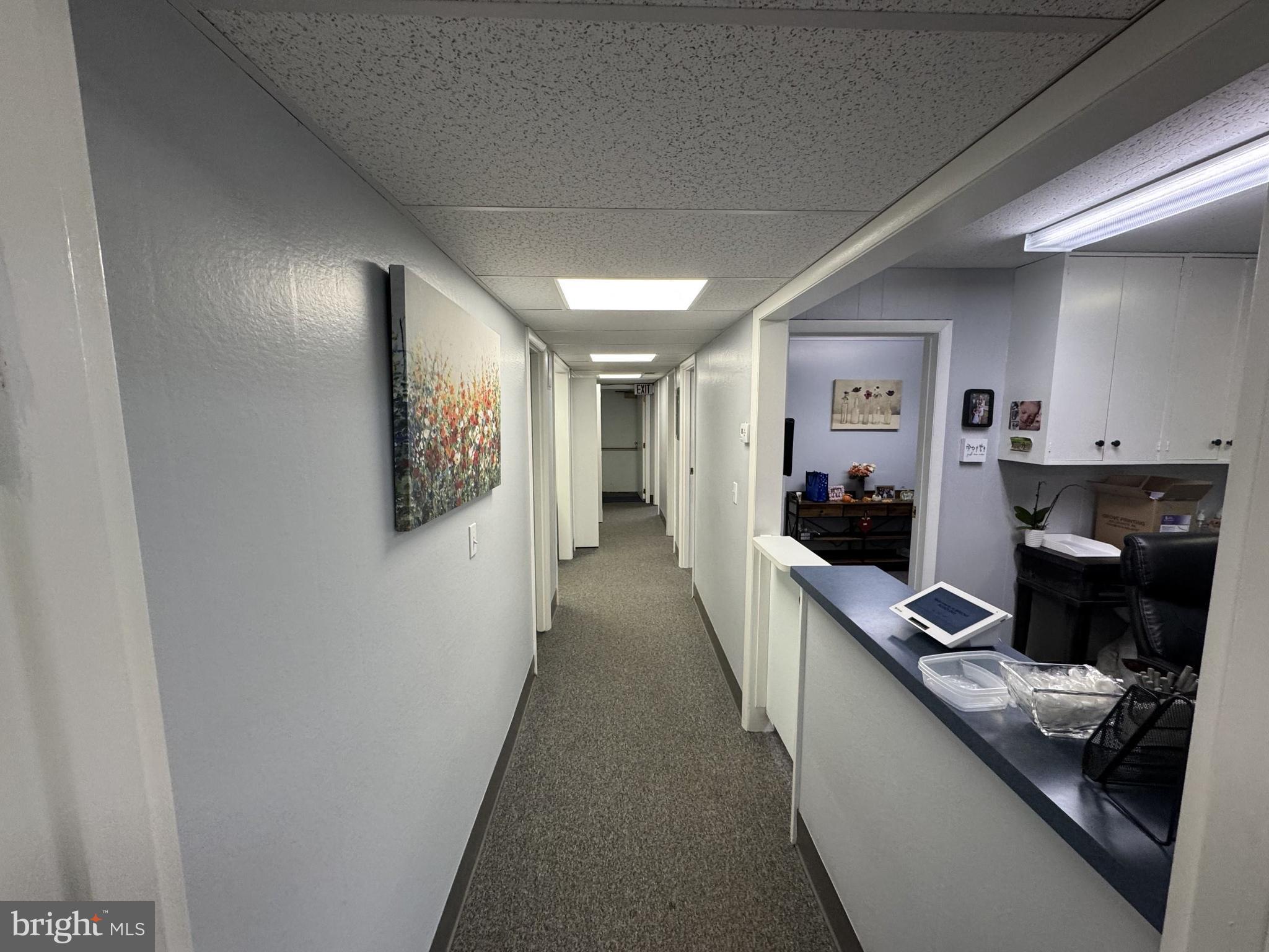 HIGHLANDS - Commercial Lease