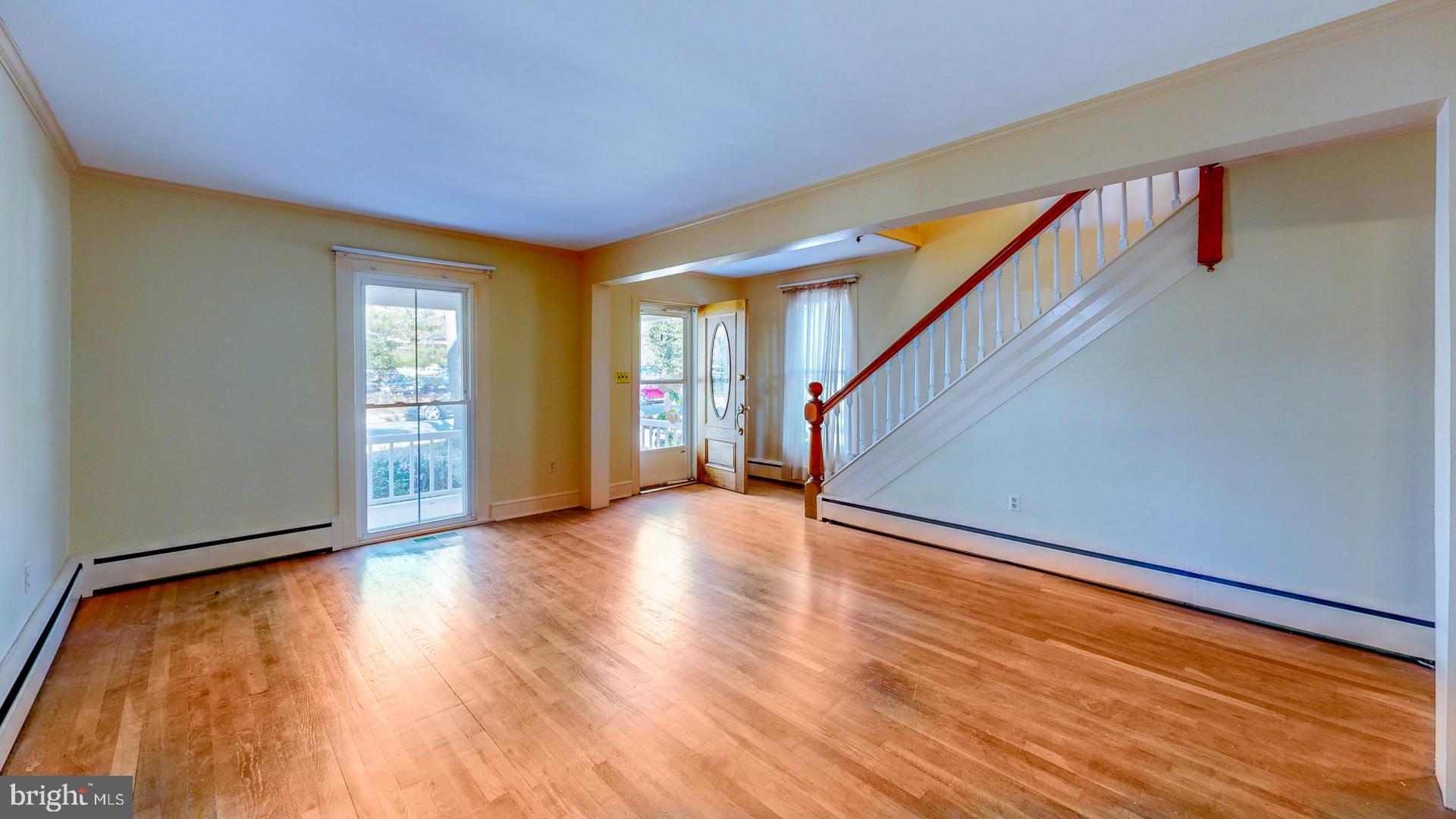 EASTON - Residential