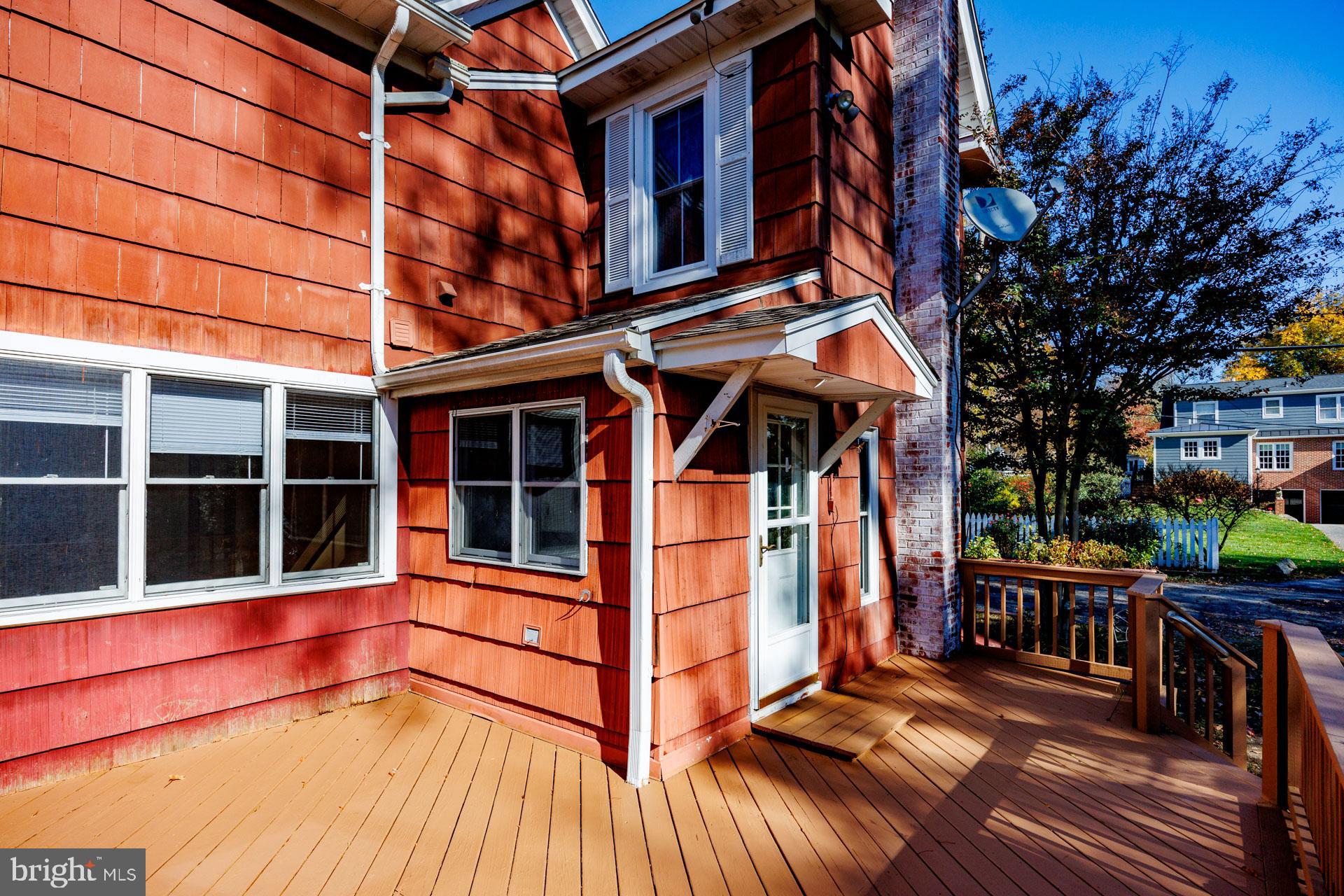 EASTON - Residential