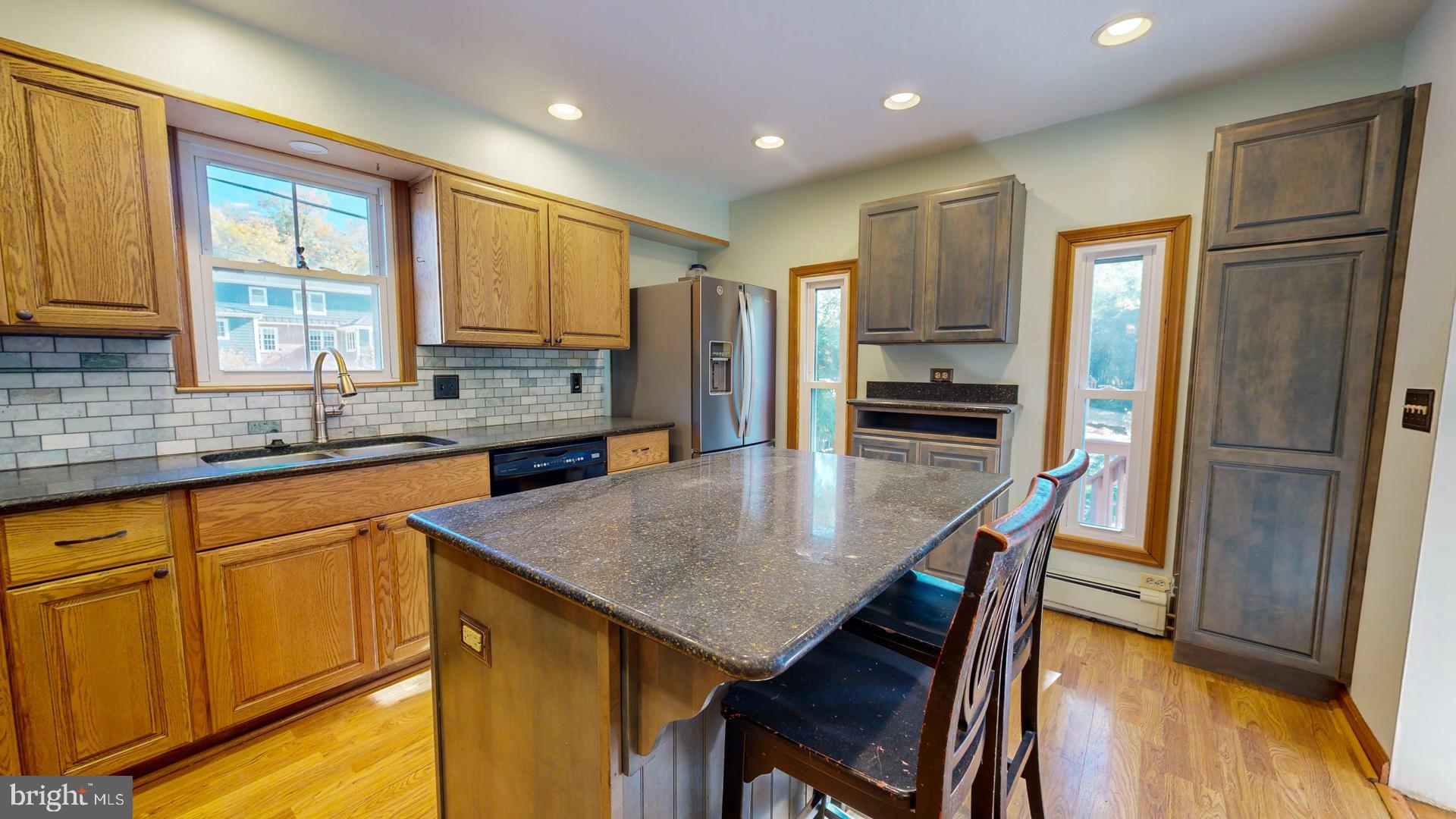 EASTON - Residential