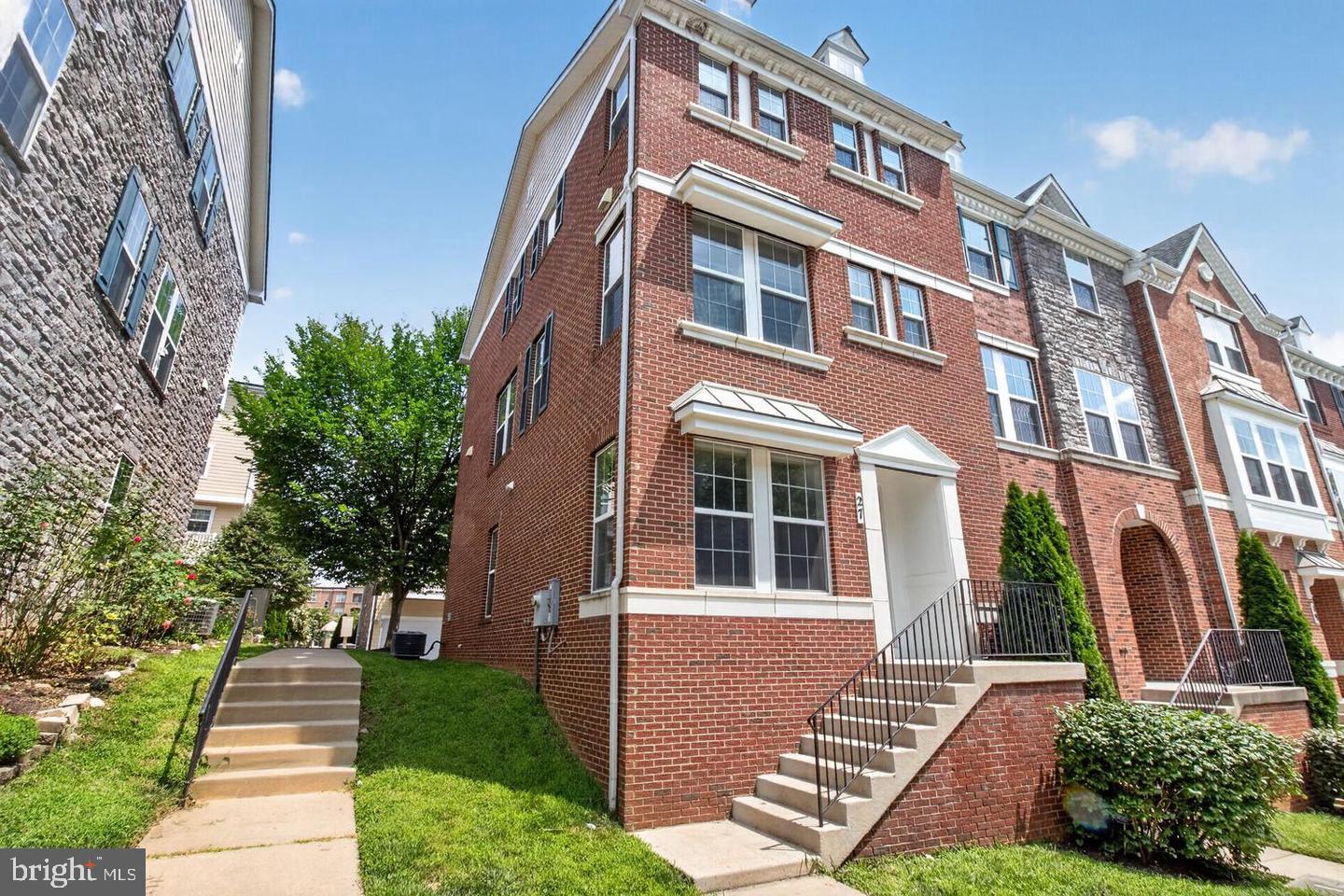 27 FAIRBANKS DRIVE