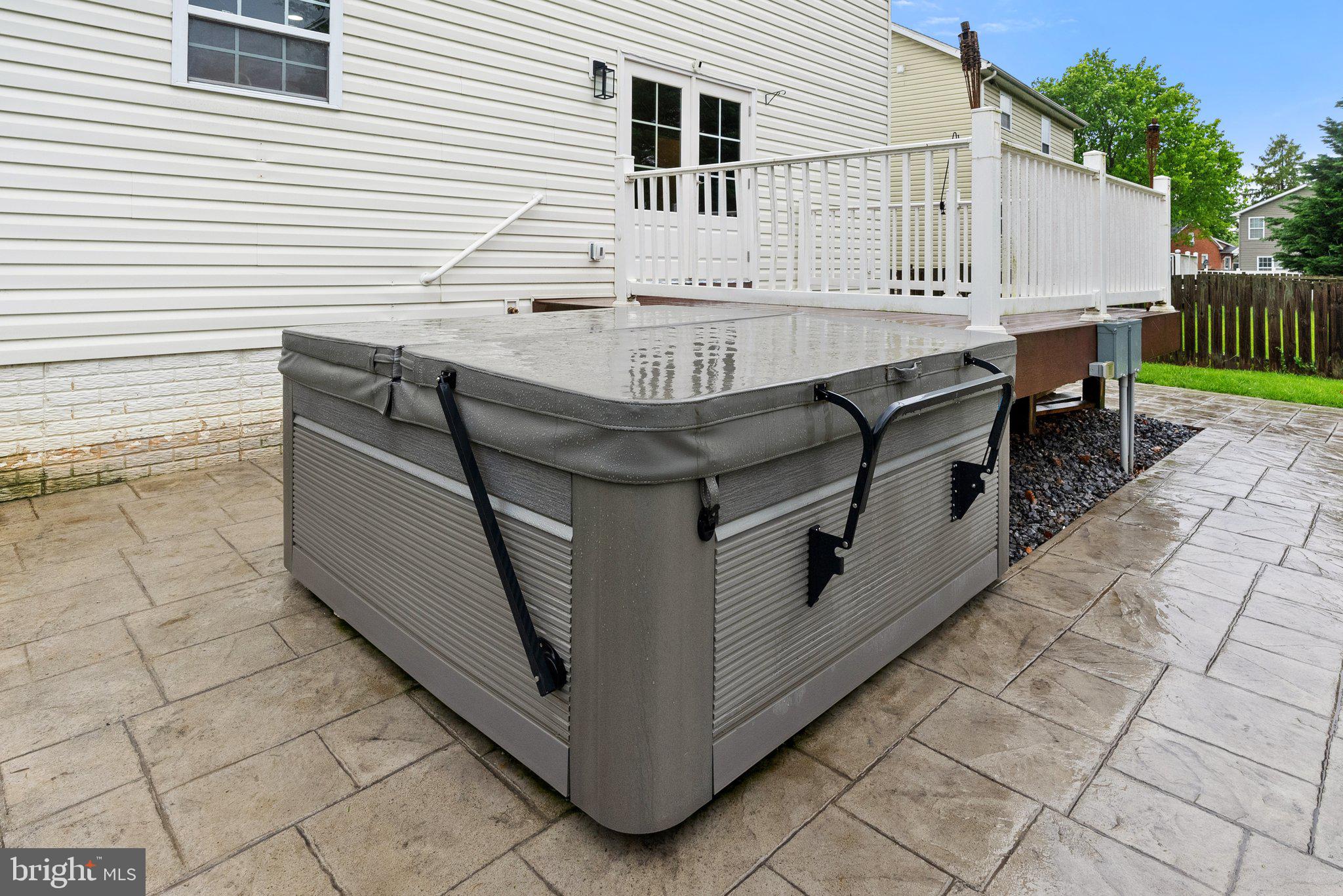 ASHLEY BRIN - Residential