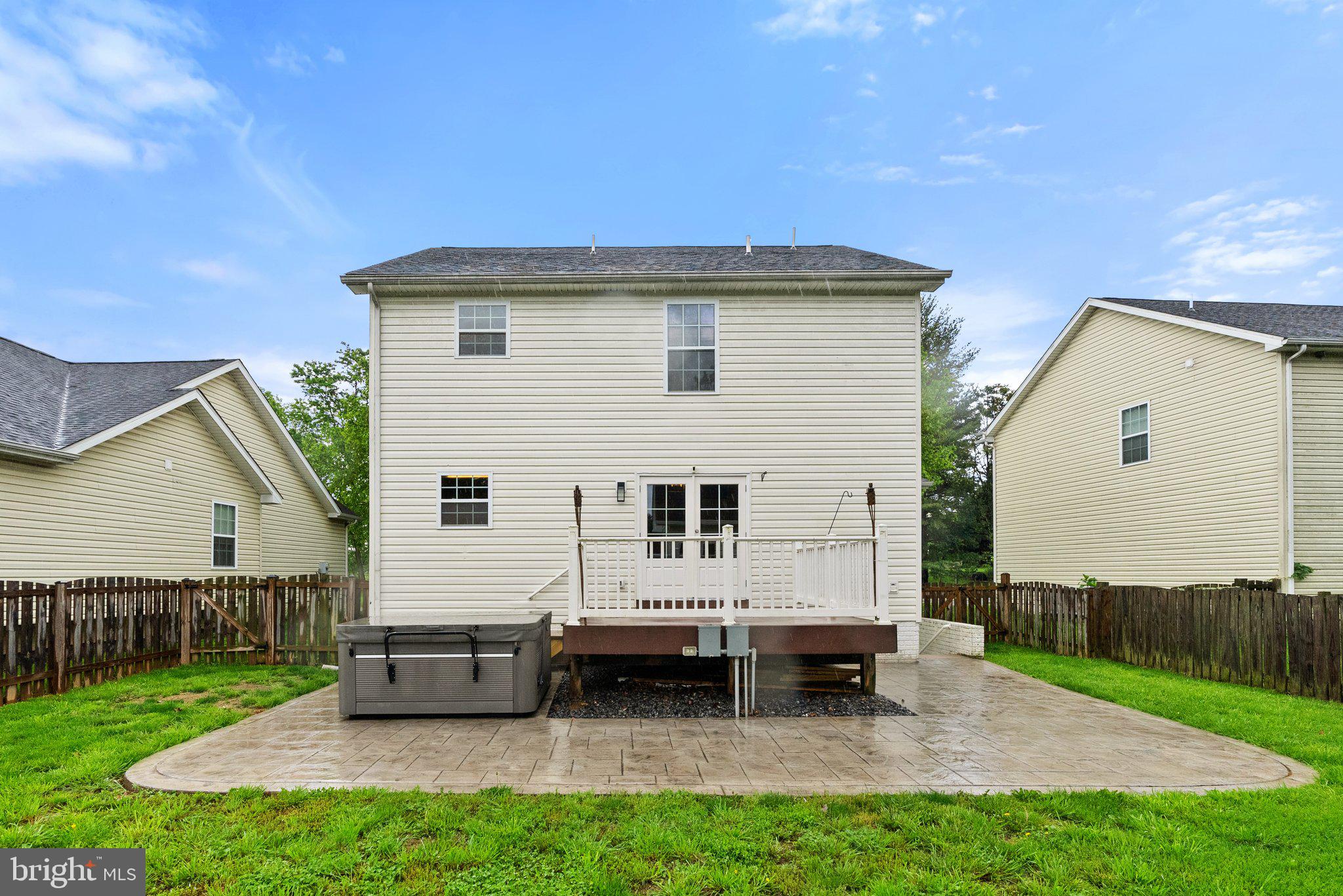 ASHLEY BRIN - Residential