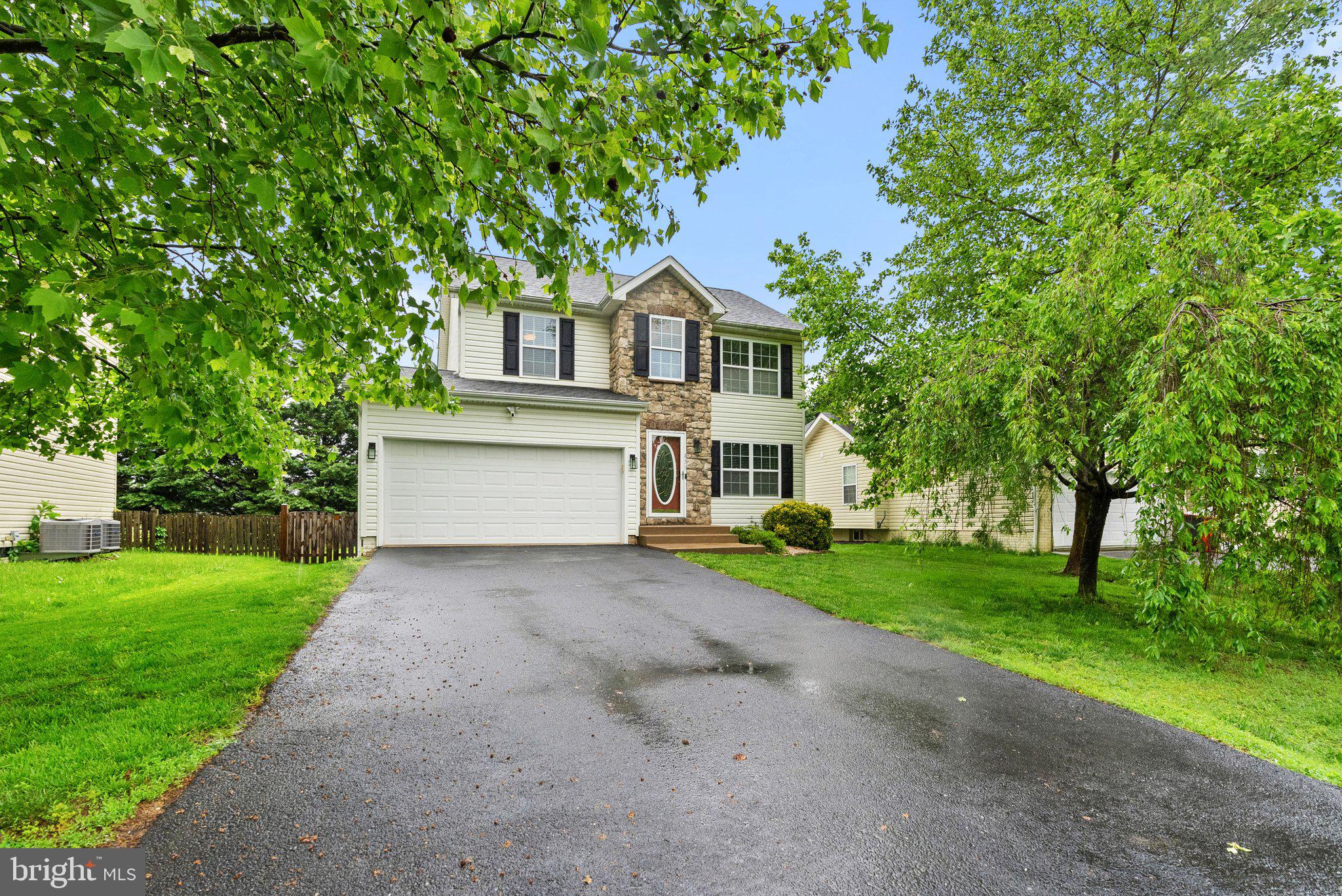 ASHLEY BRIN - Residential