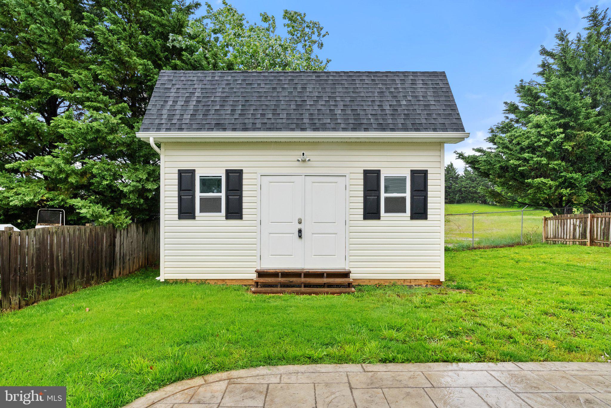 ASHLEY BRIN - Residential