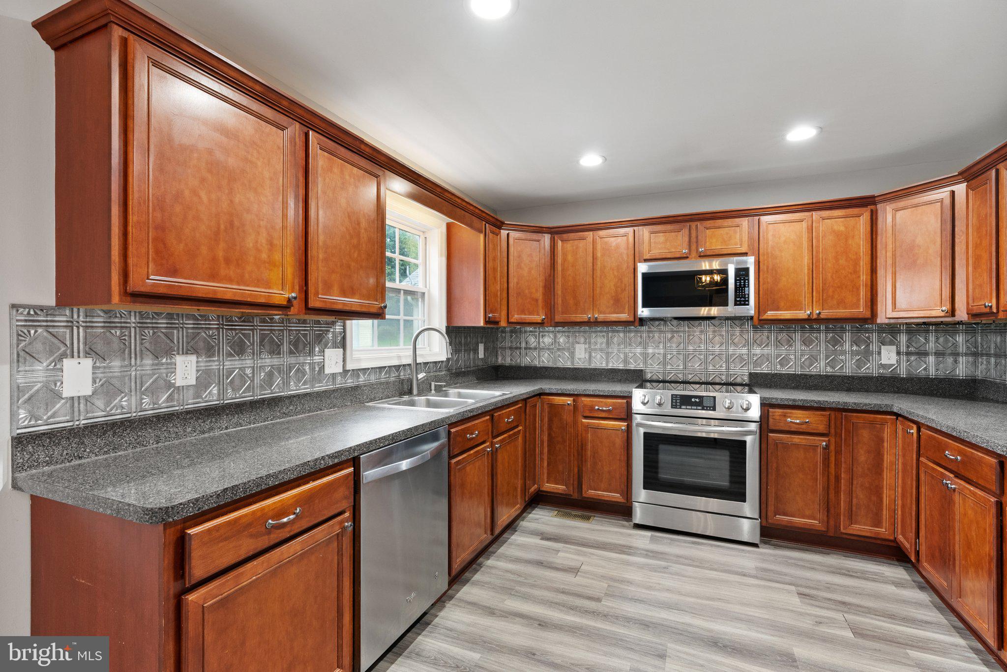 ASHLEY BRIN - Residential