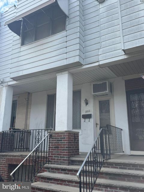 2610 S WARNOCK STREET PHILADELPHIA PA 19148