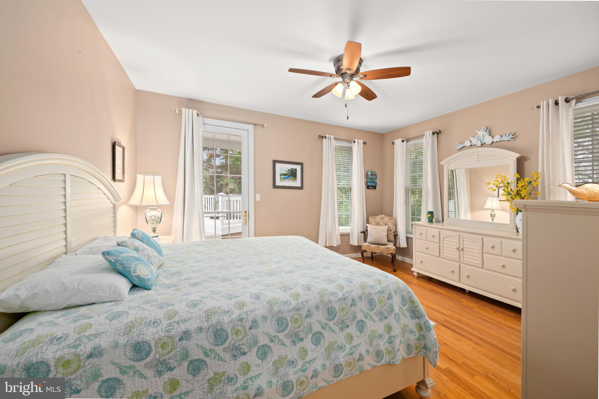 WOLFE POINTE - Residential