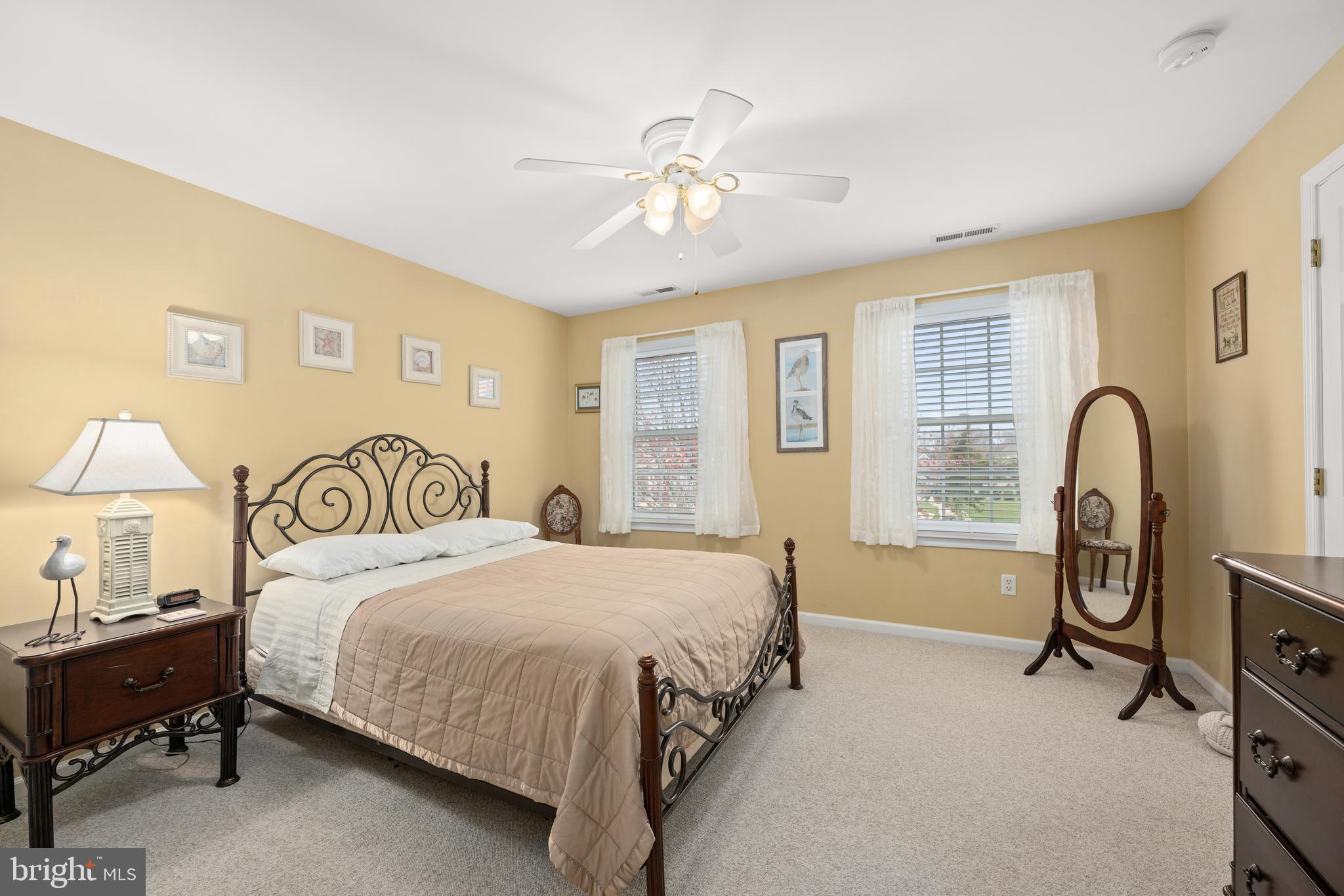 WOLFE POINTE - Residential