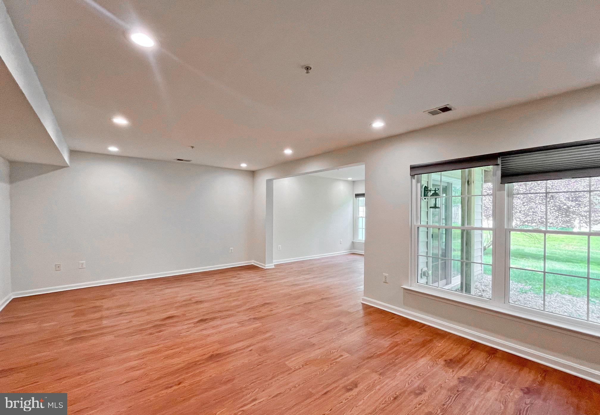 EMERSON - Residential