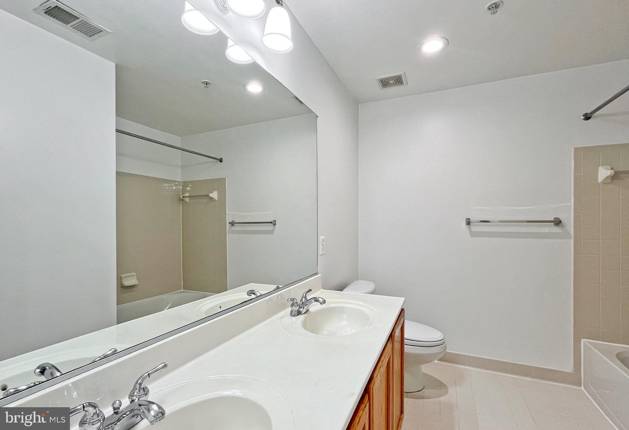 EMERSON - Residential