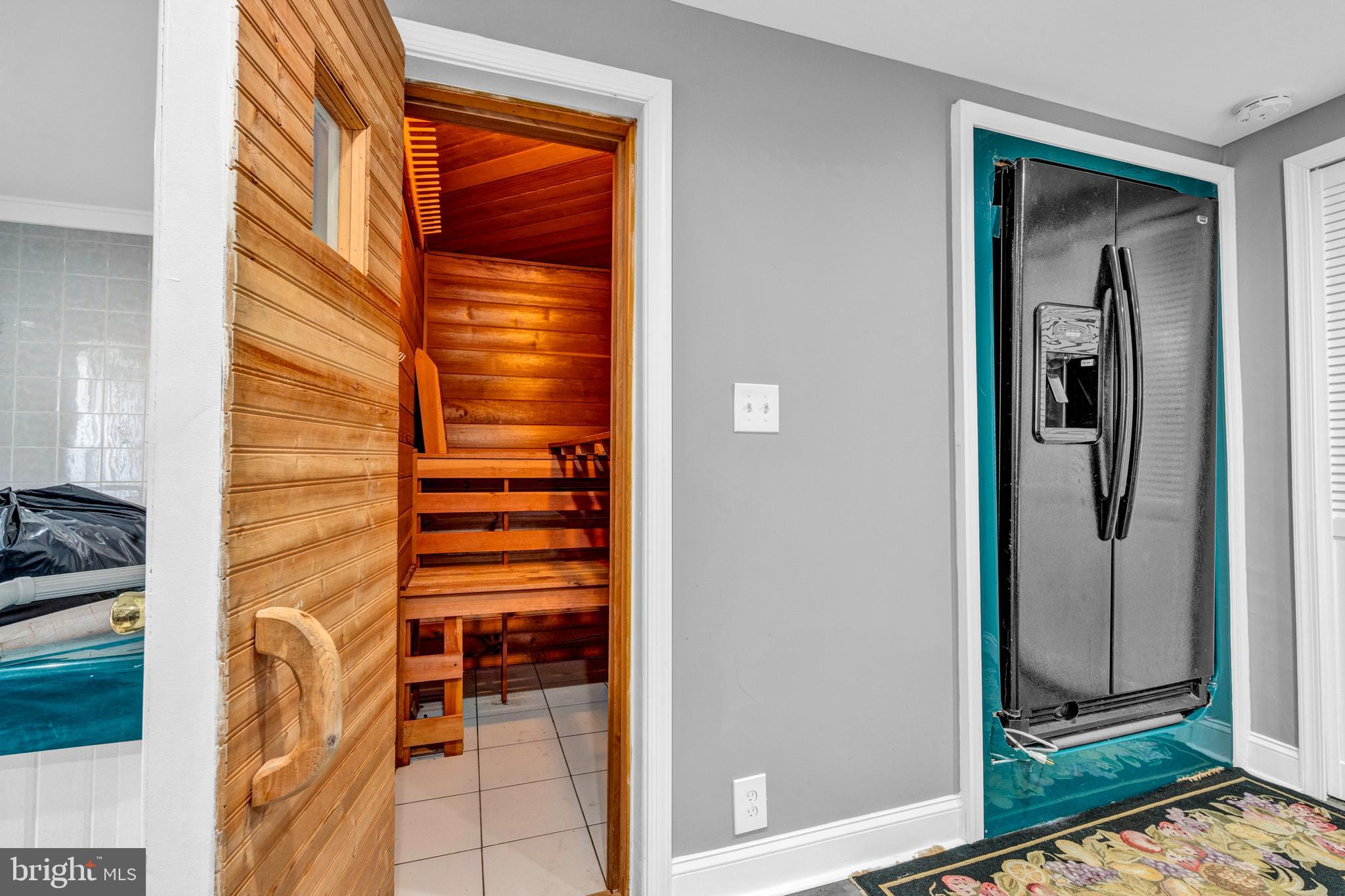 SOMERTON - Residential