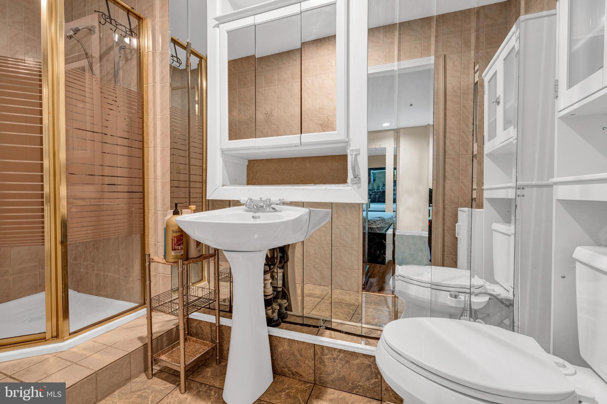 SOMERTON - Residential