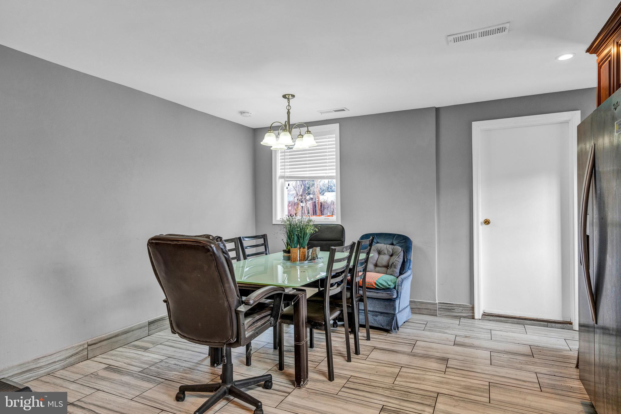 SOMERTON - Residential