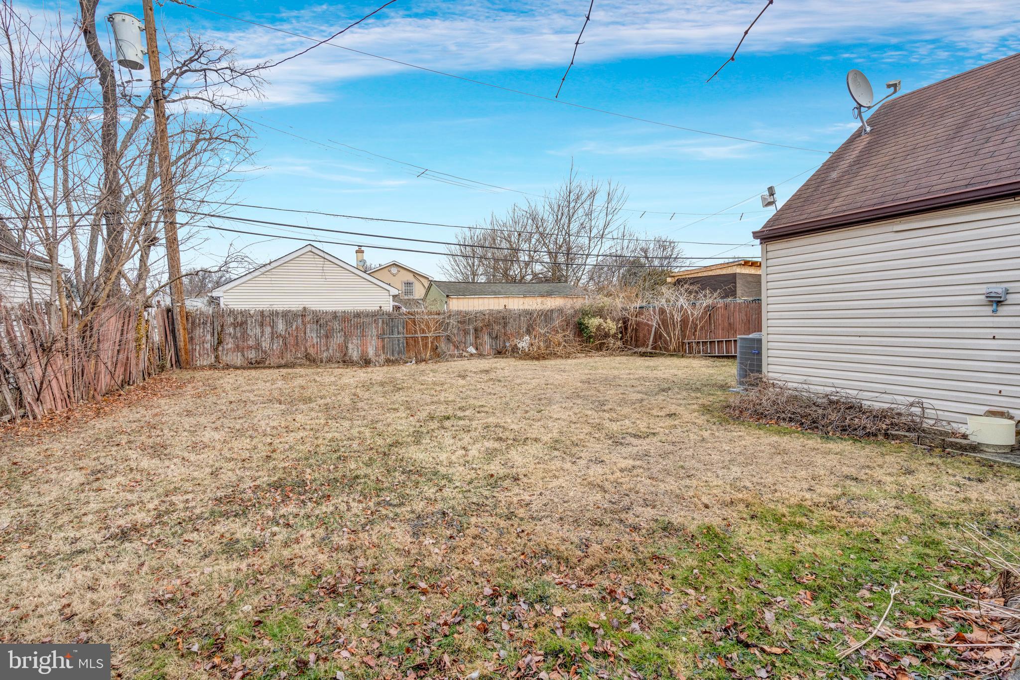 SOMERTON - Residential