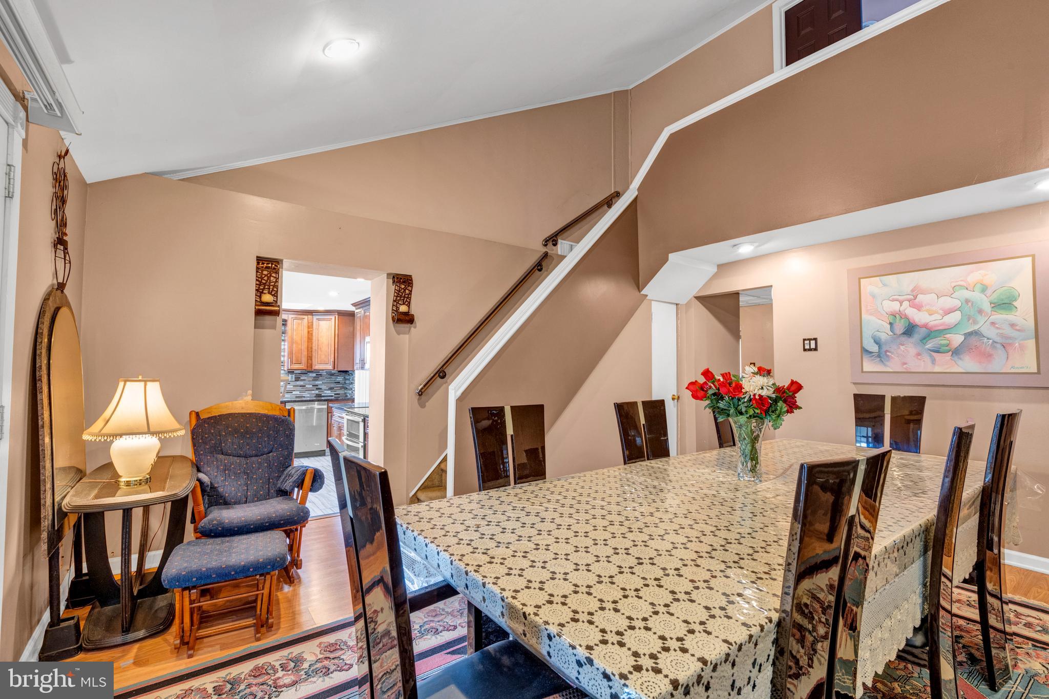 SOMERTON - Residential