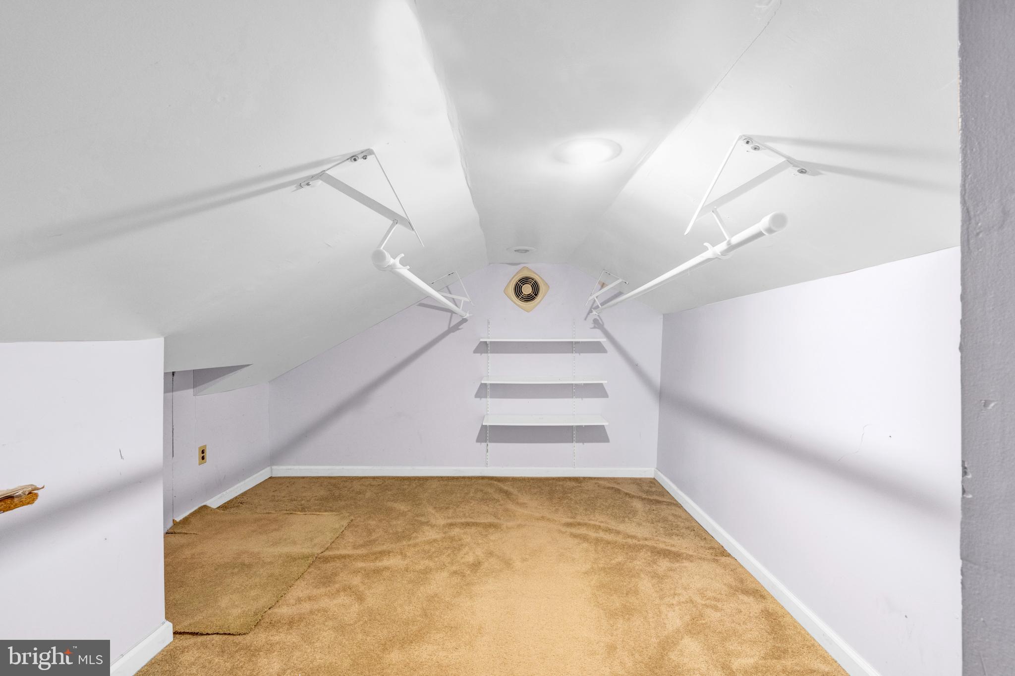 SOMERTON - Residential