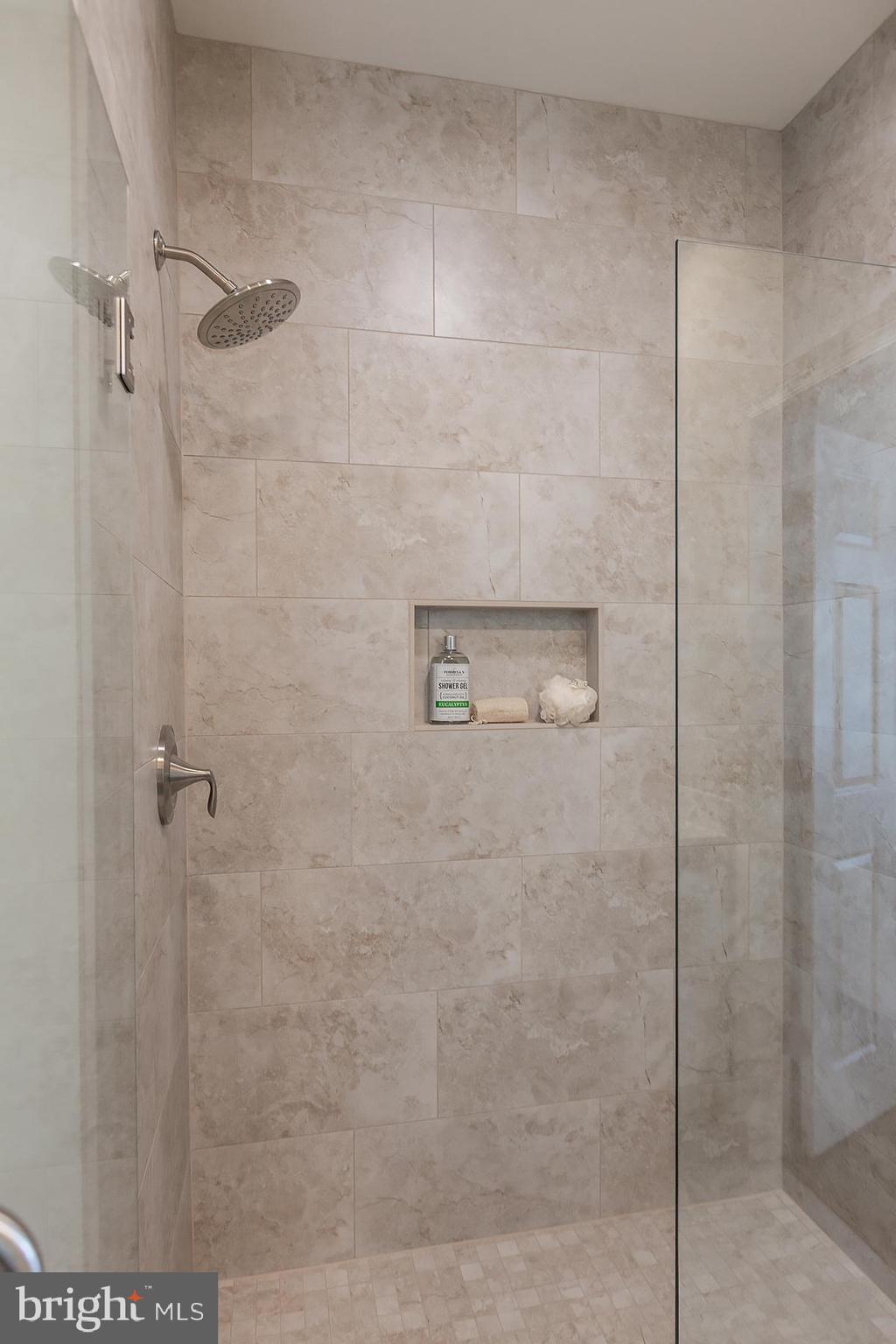 HONEYCROFT VILLAGE - Residential