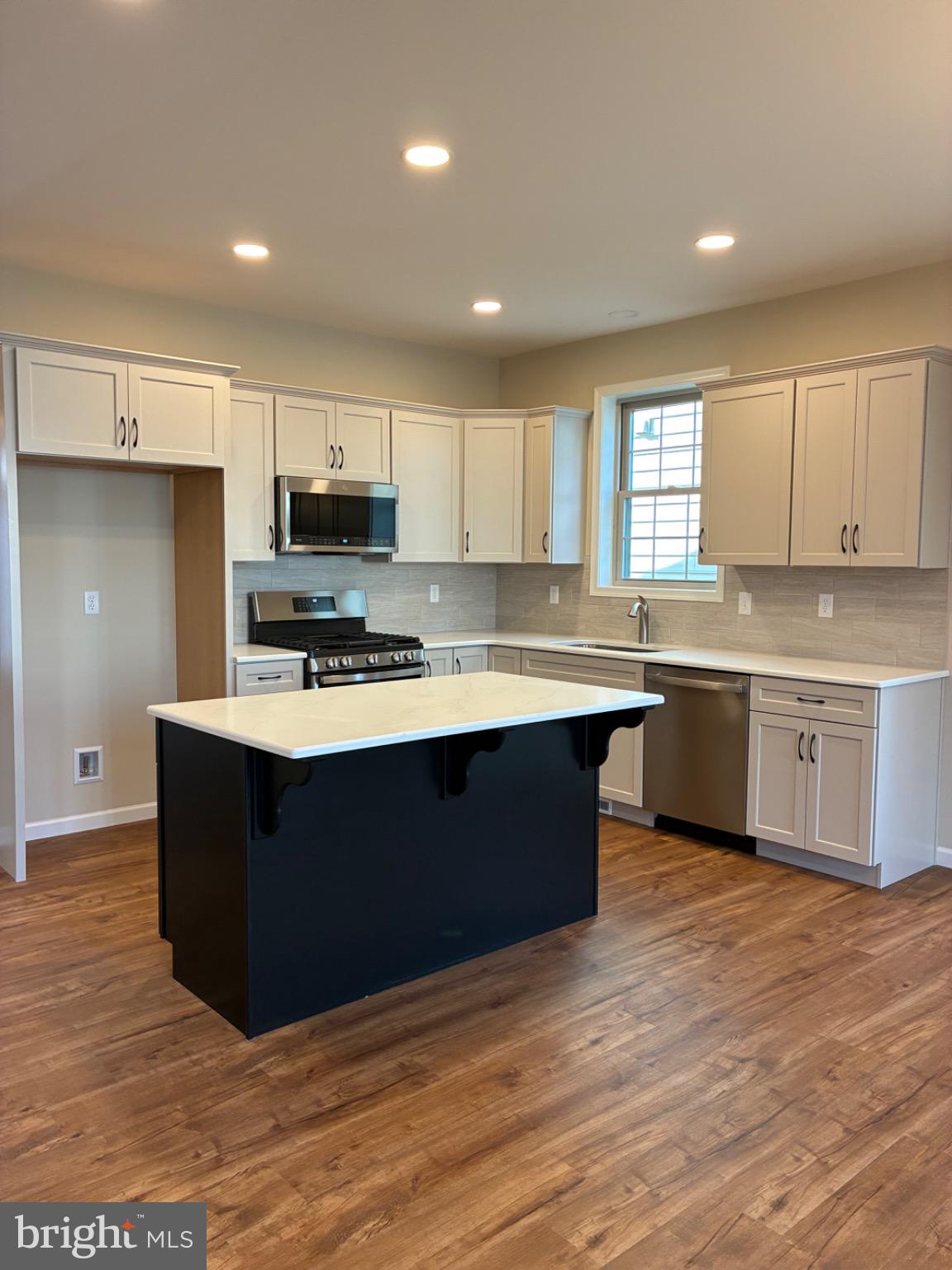 HONEYCROFT VILLAGE - Residential