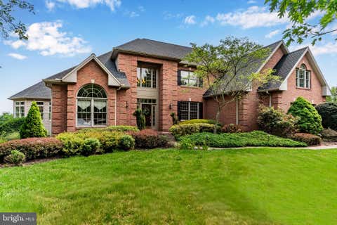 Homes For Sale - 7 Accent Circle<br/> Cumberland County, CAMP HILL, PA 17011