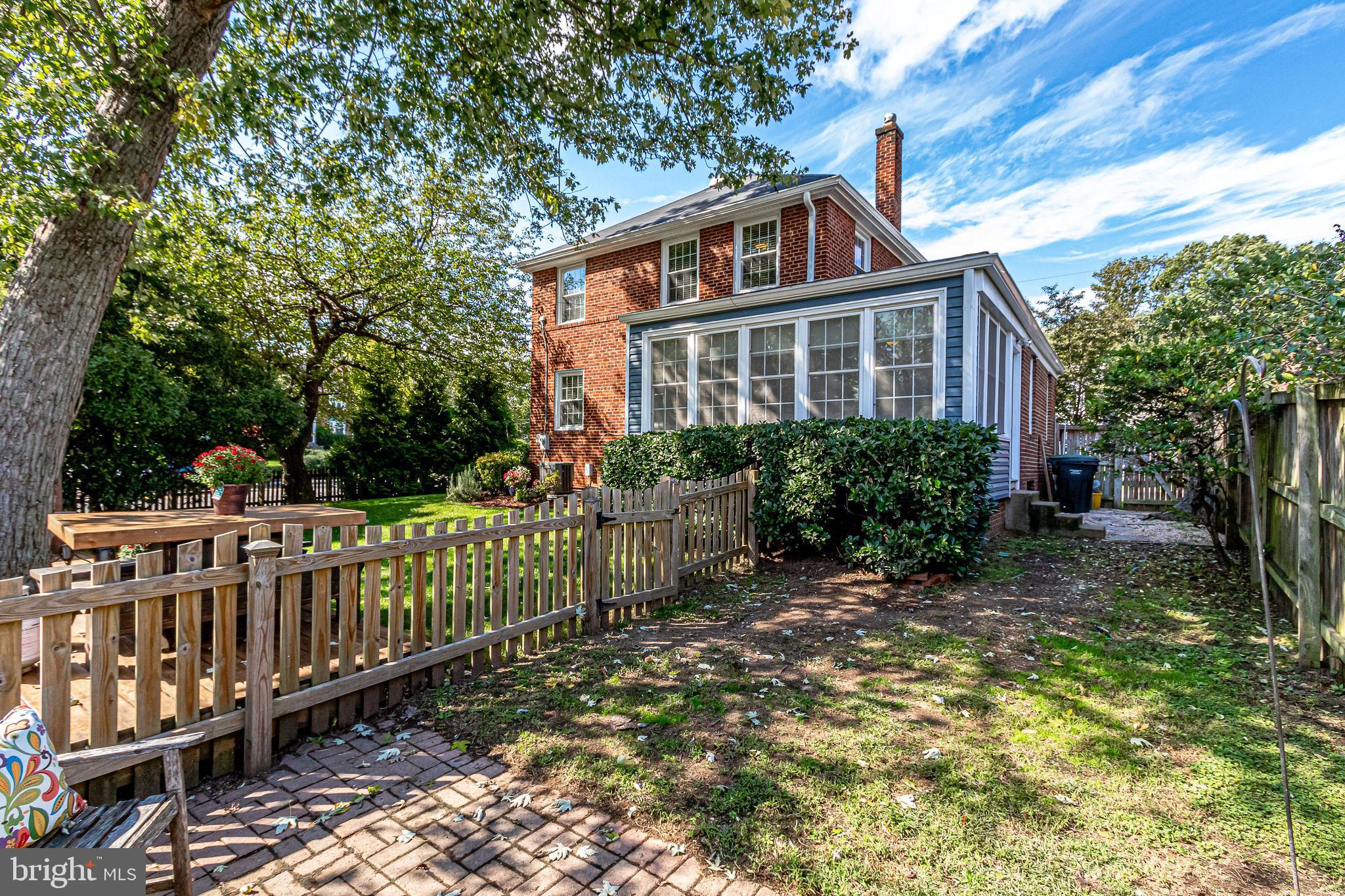 JEFFERSON PARK - Residential