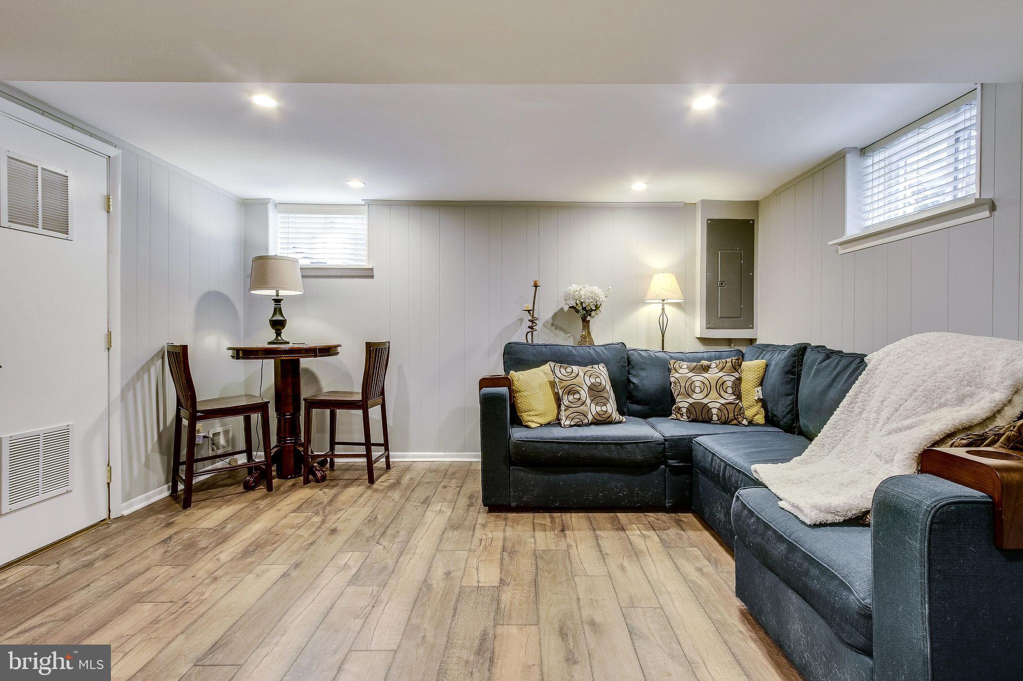 JEFFERSON PARK - Residential