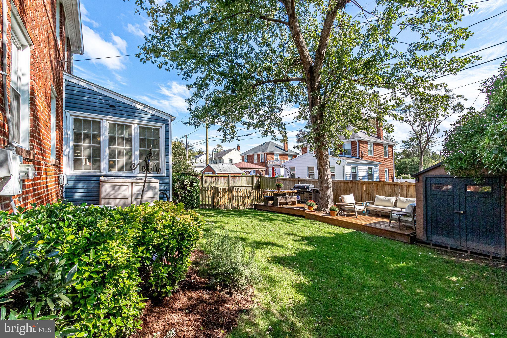 JEFFERSON PARK - Residential