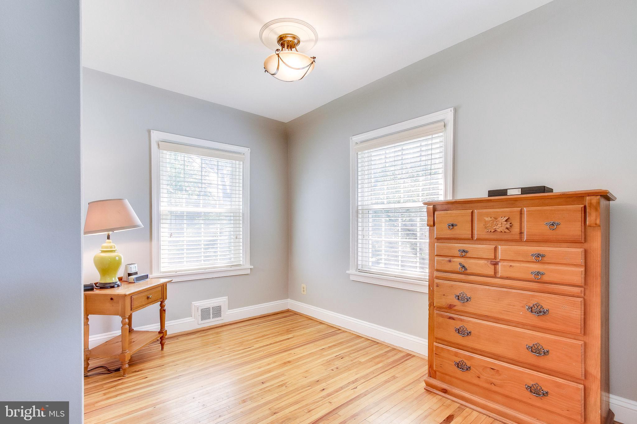 JEFFERSON PARK - Residential