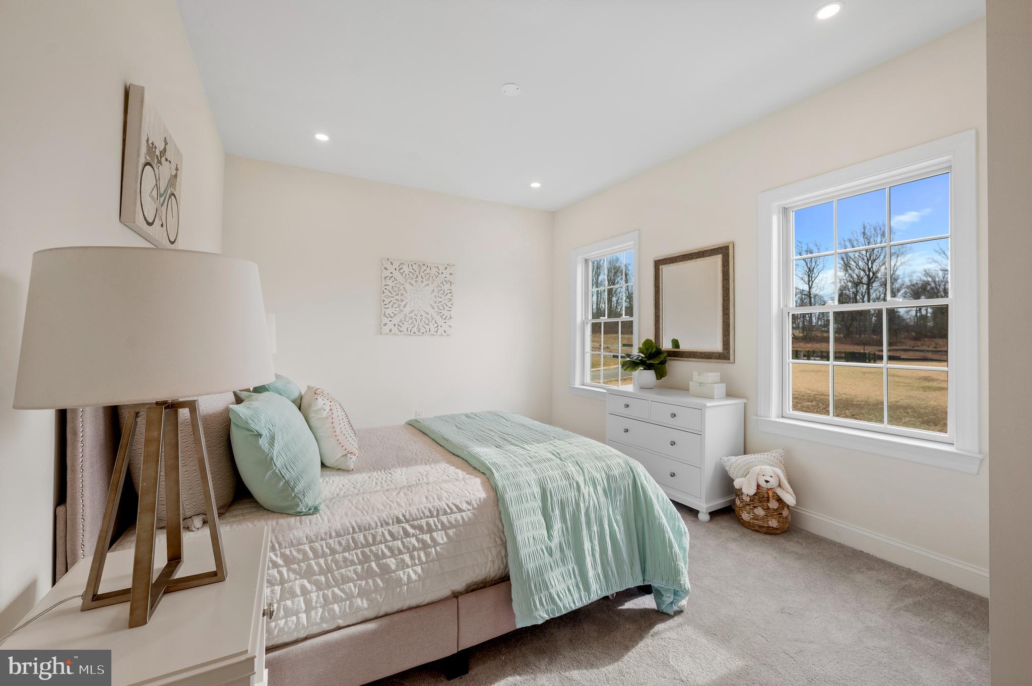 VILLAGE OF FOUR SEASONS - Residential