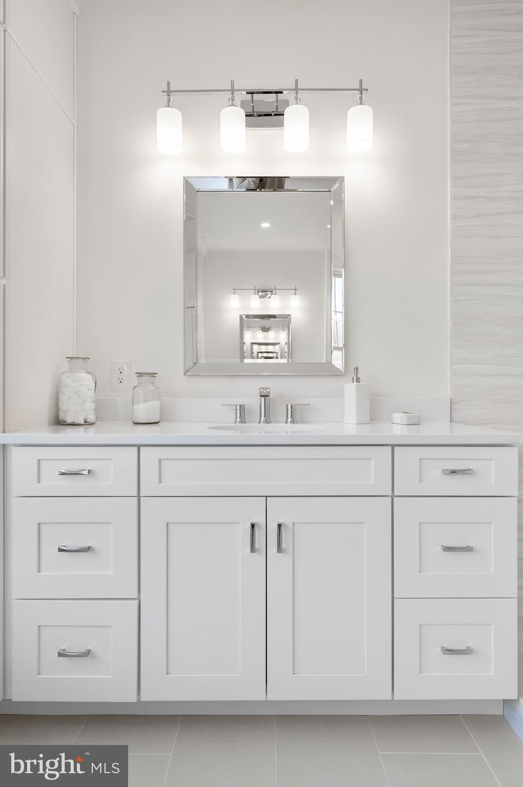 VILLAGE OF FOUR SEASONS - Residential