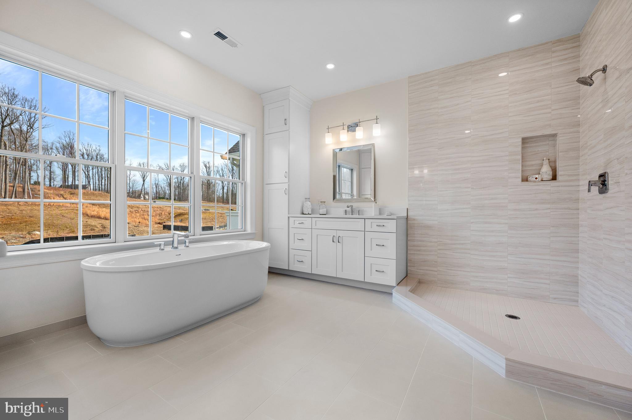 VILLAGE OF FOUR SEASONS - Residential