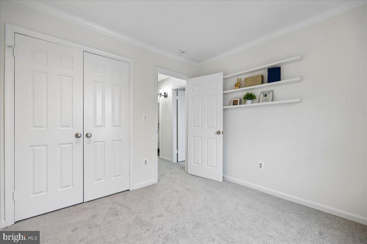 KENSINGTON HEIGHTS - Residential