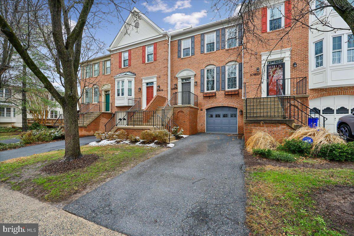 KENSINGTON HEIGHTS - Residential