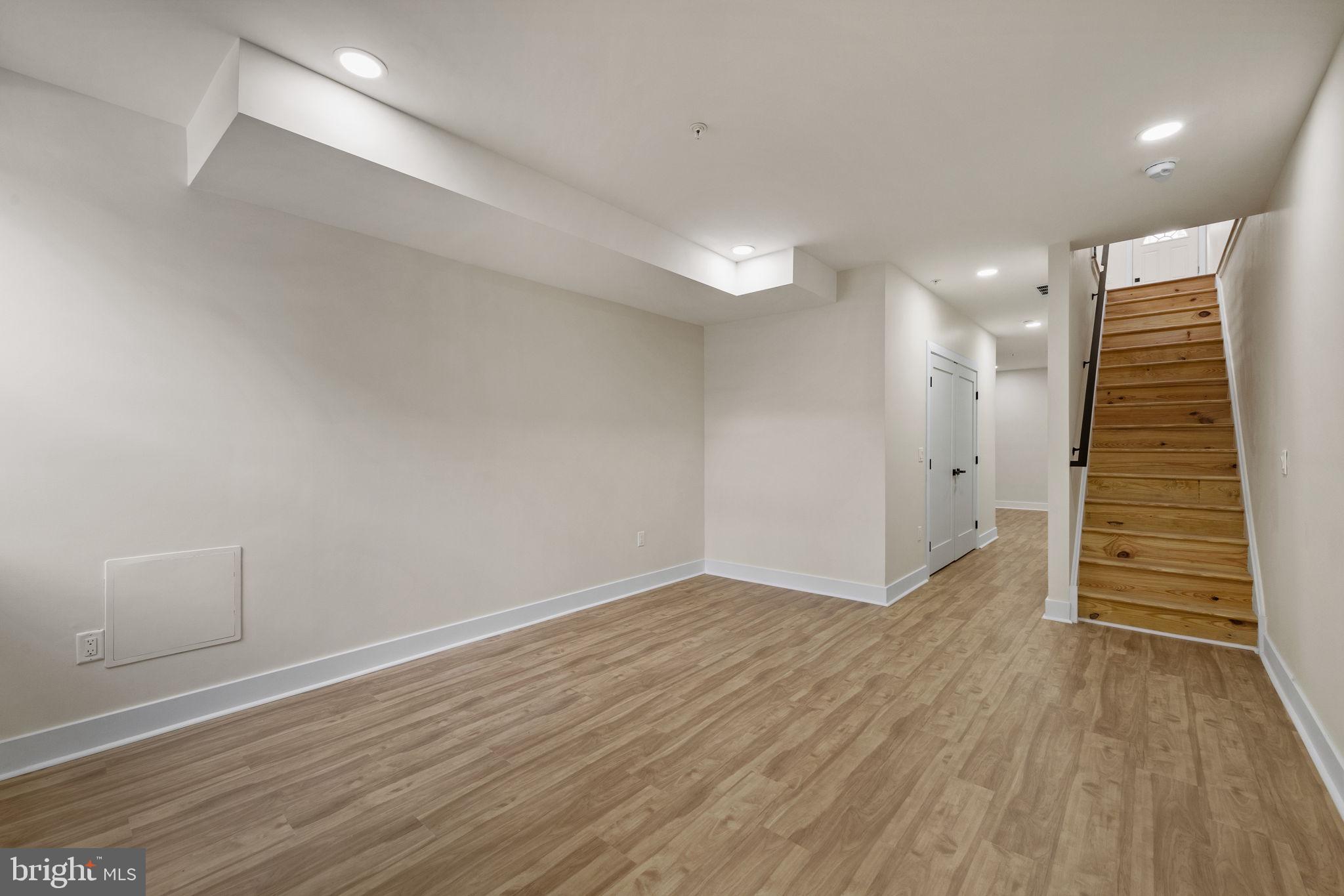 COBBS CREEK - Residential