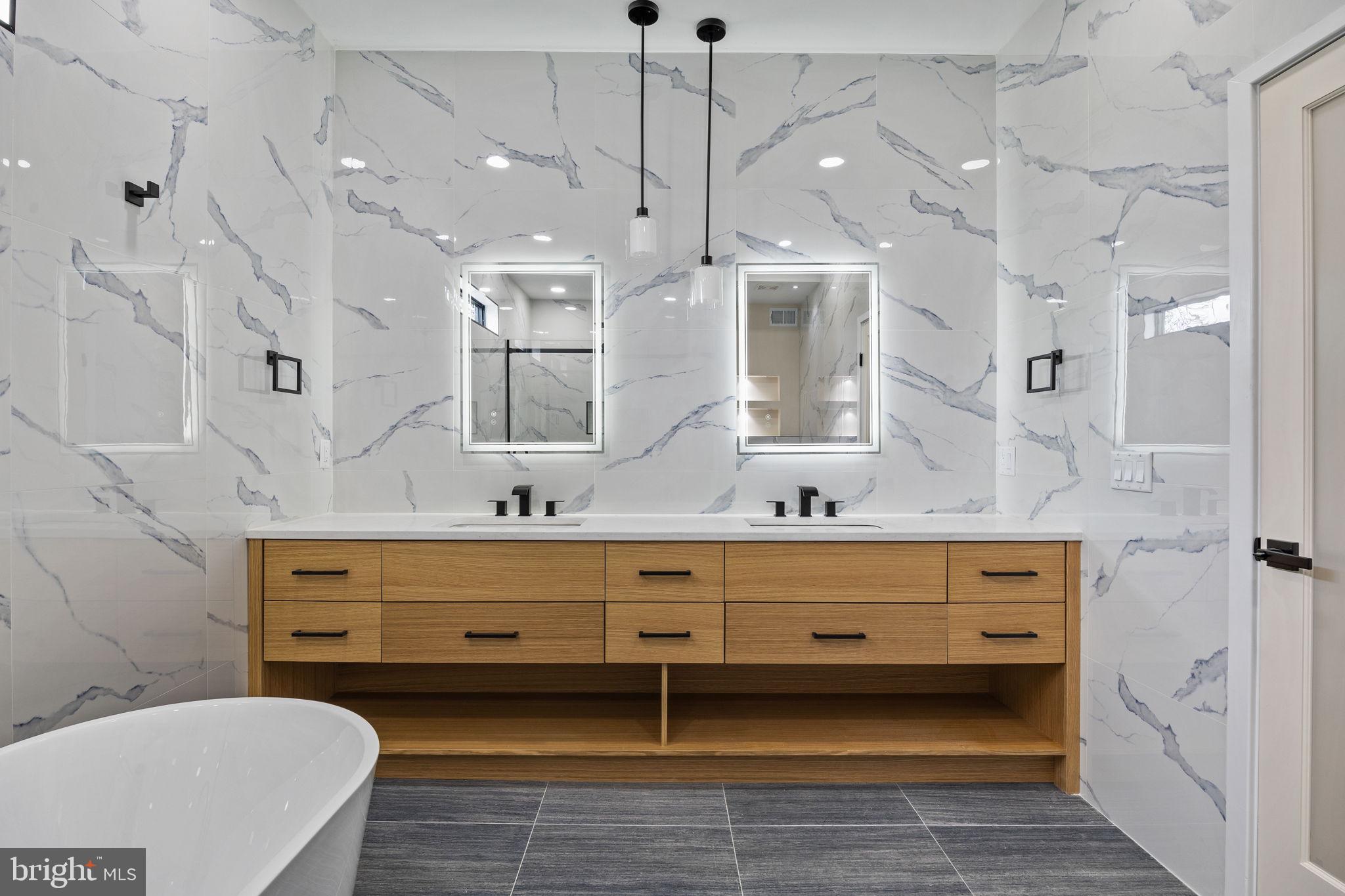 COBBS CREEK - Residential