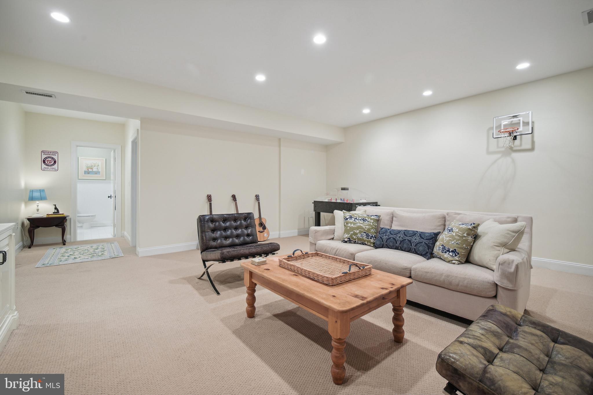 COLUMBIA FOREST - Residential