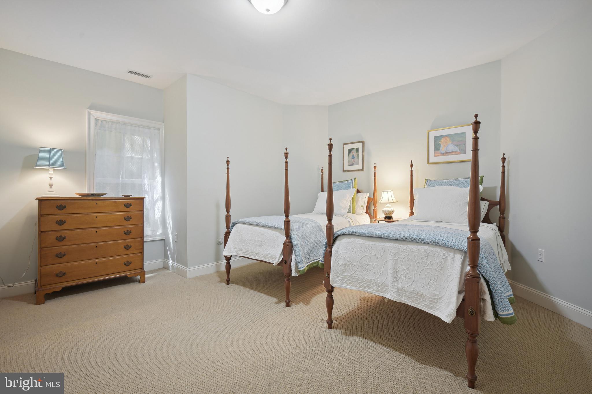 COLUMBIA FOREST - Residential