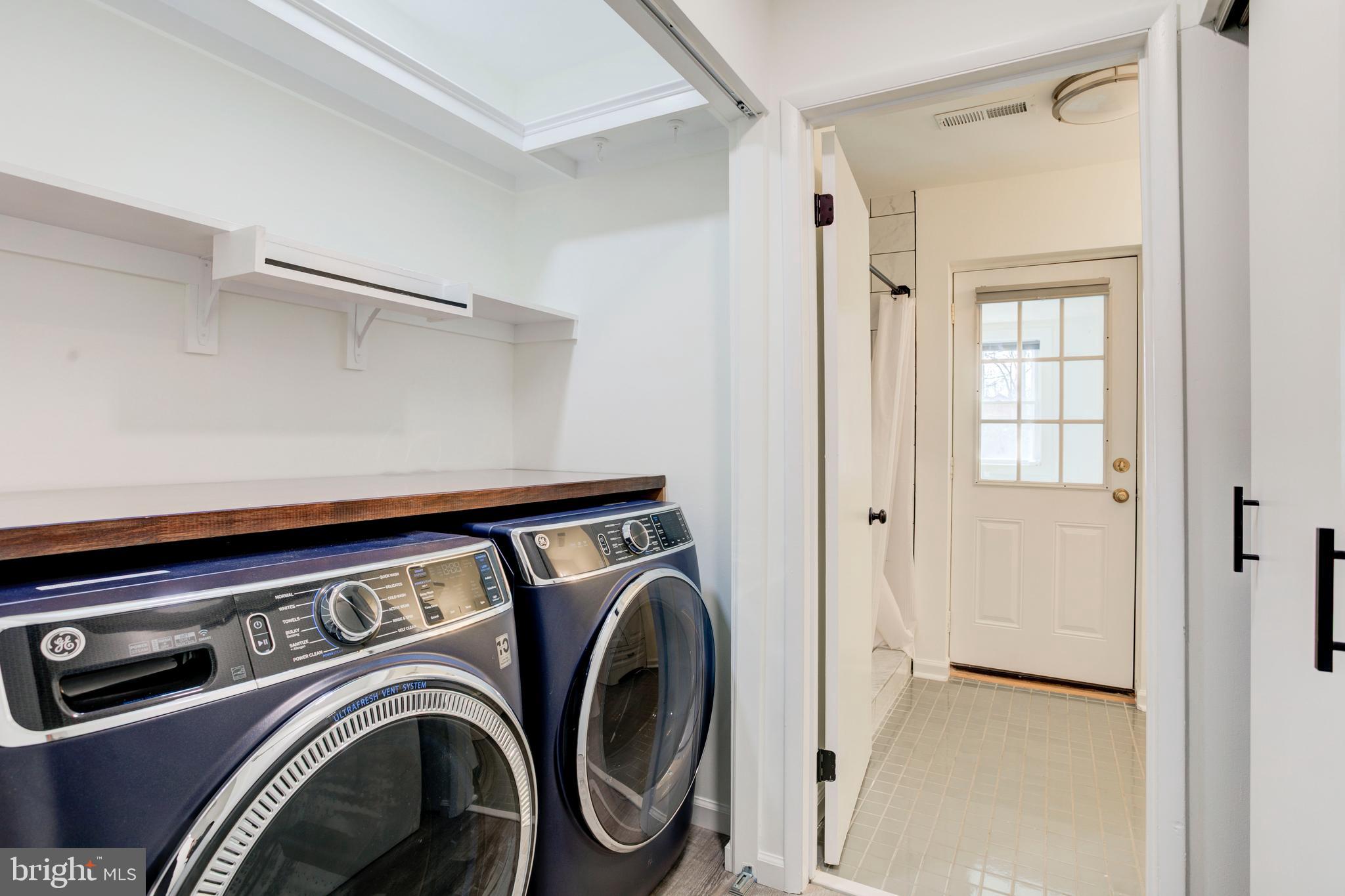 TYSONS WOODS - Residential