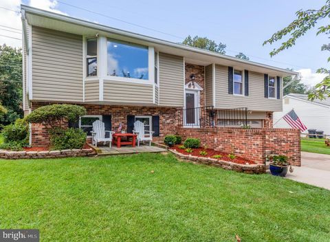 2318 MALRAUX DRIVE VIENNA VA 22182