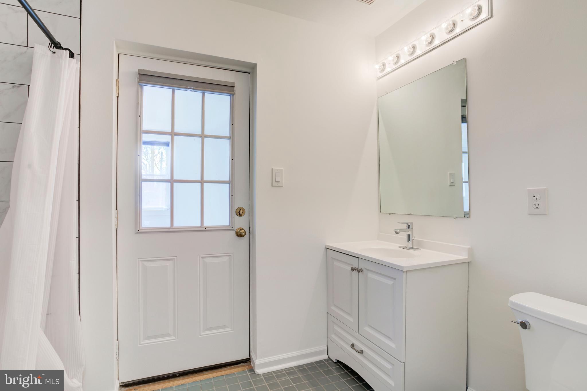 TYSONS WOODS - Residential