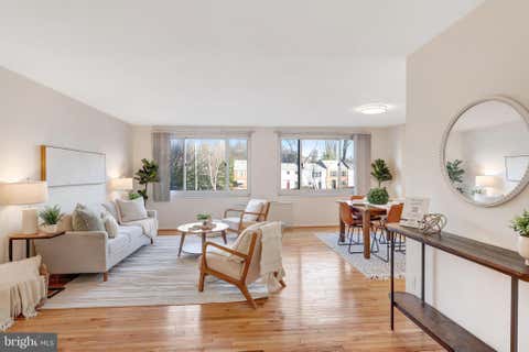 Condo For Sale - 1900 Lyttonsville Road #504<br/> SILVER SPRING, MD 20910