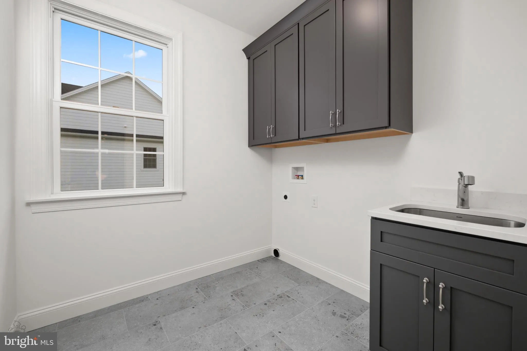 Bethlehem, Pennsylvania 18015, United States, 3 Bedrooms Bedrooms, ,3 BathroomsBathrooms,Residential,Active,235677