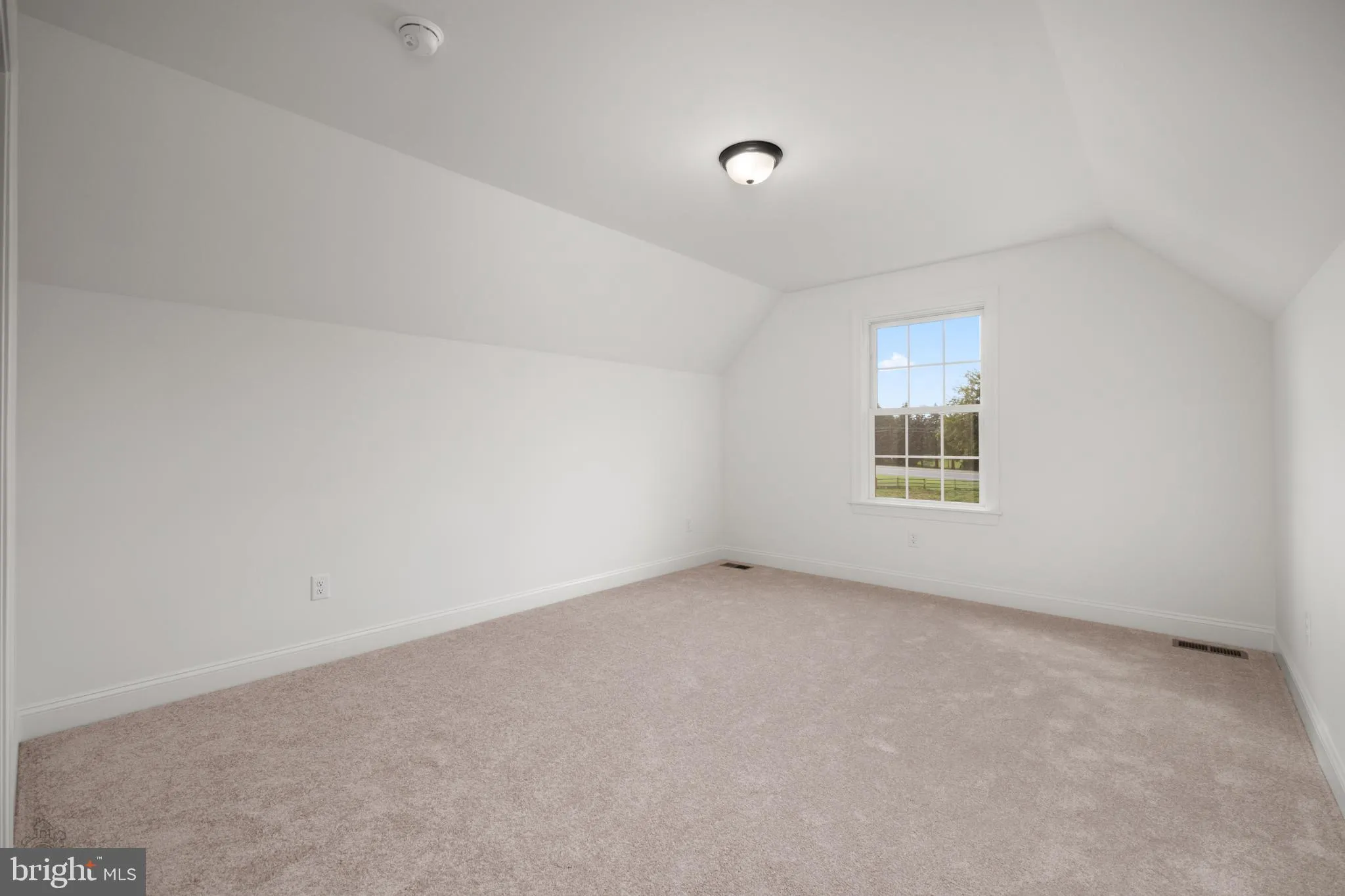 Bethlehem, Pennsylvania 18015, United States, 3 Bedrooms Bedrooms, ,3 BathroomsBathrooms,Residential,Active,235677