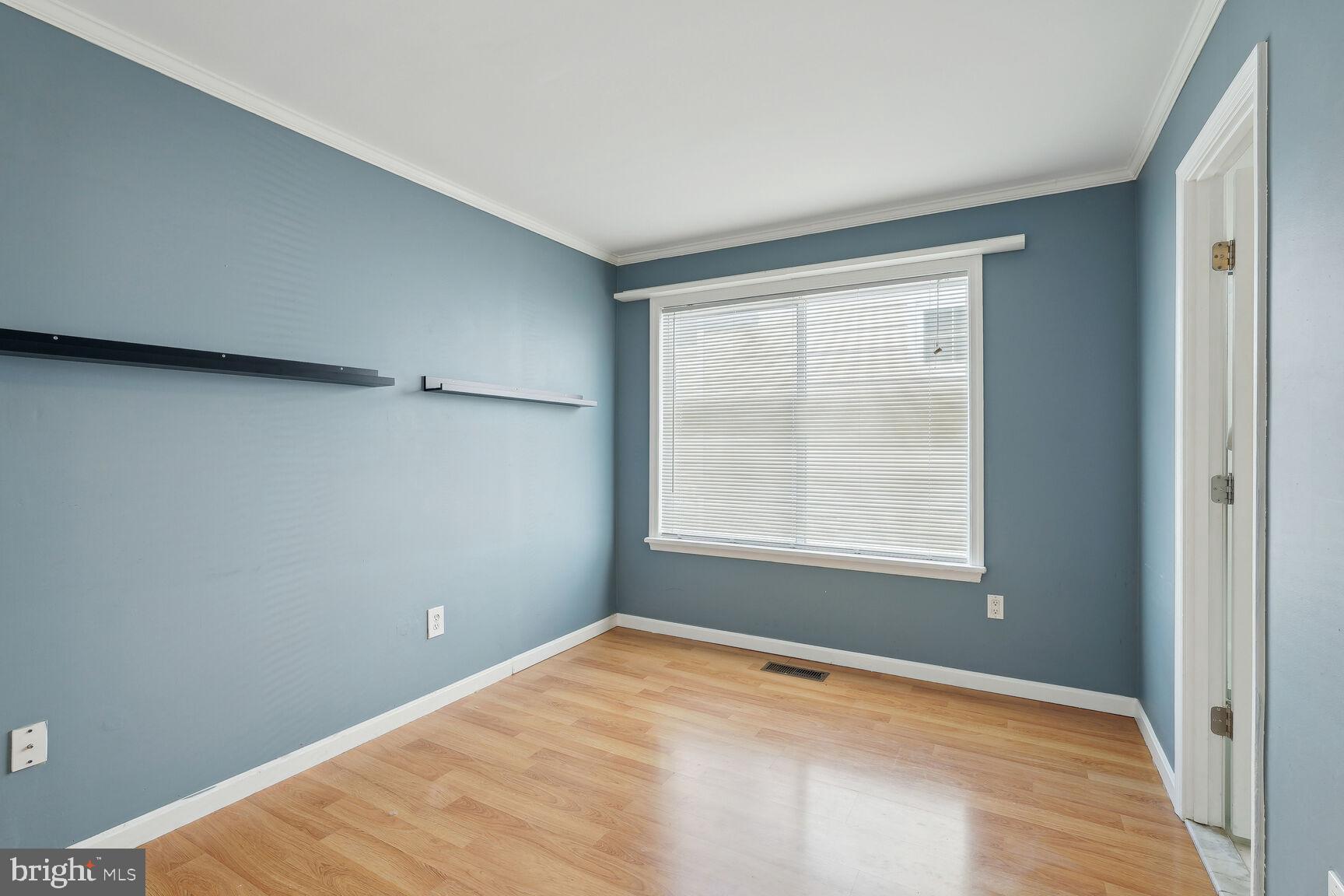 CLARENDON - Residential