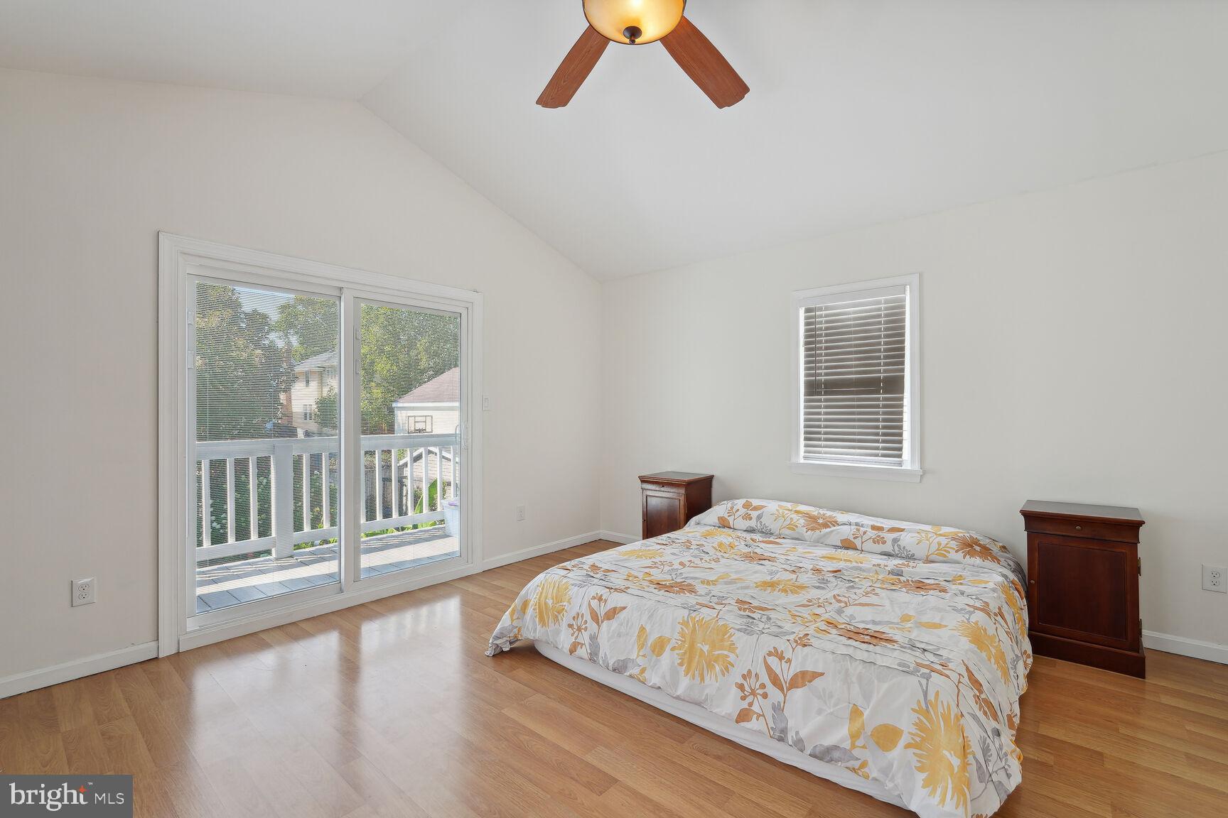 CLARENDON - Residential