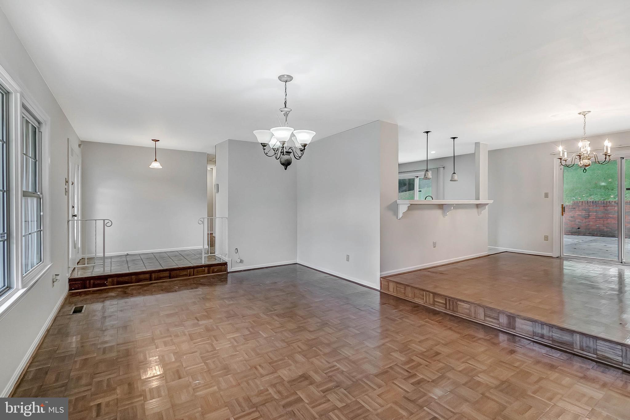 TANTALLON HILLS - Residential